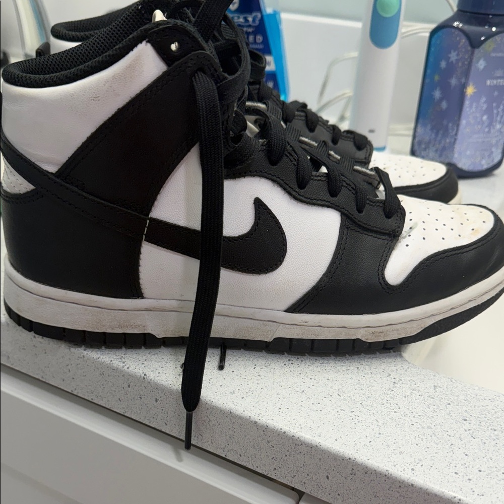 Nike Black and White High-Tops